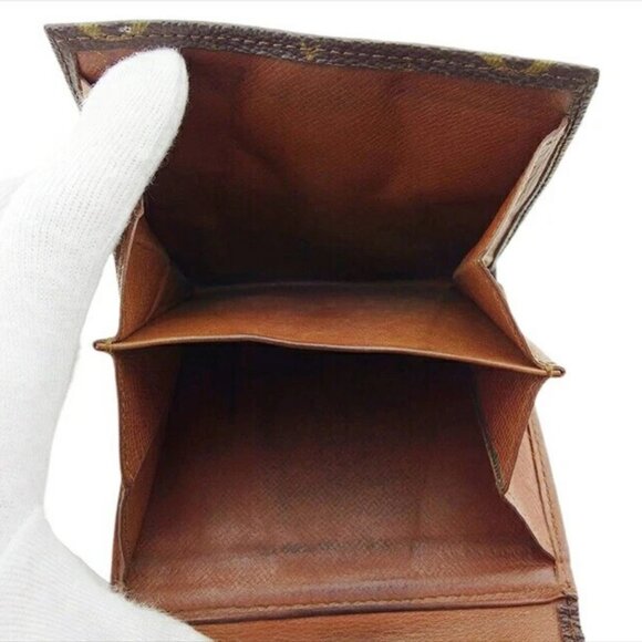 LOUIS VUITTON Bi -fold Wallet w Hook USED - Picture 9 of 10